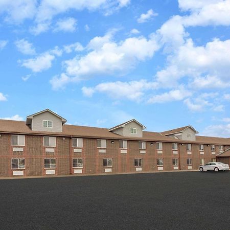 Desoto Inn & Suites Missouri Valley Exterior foto