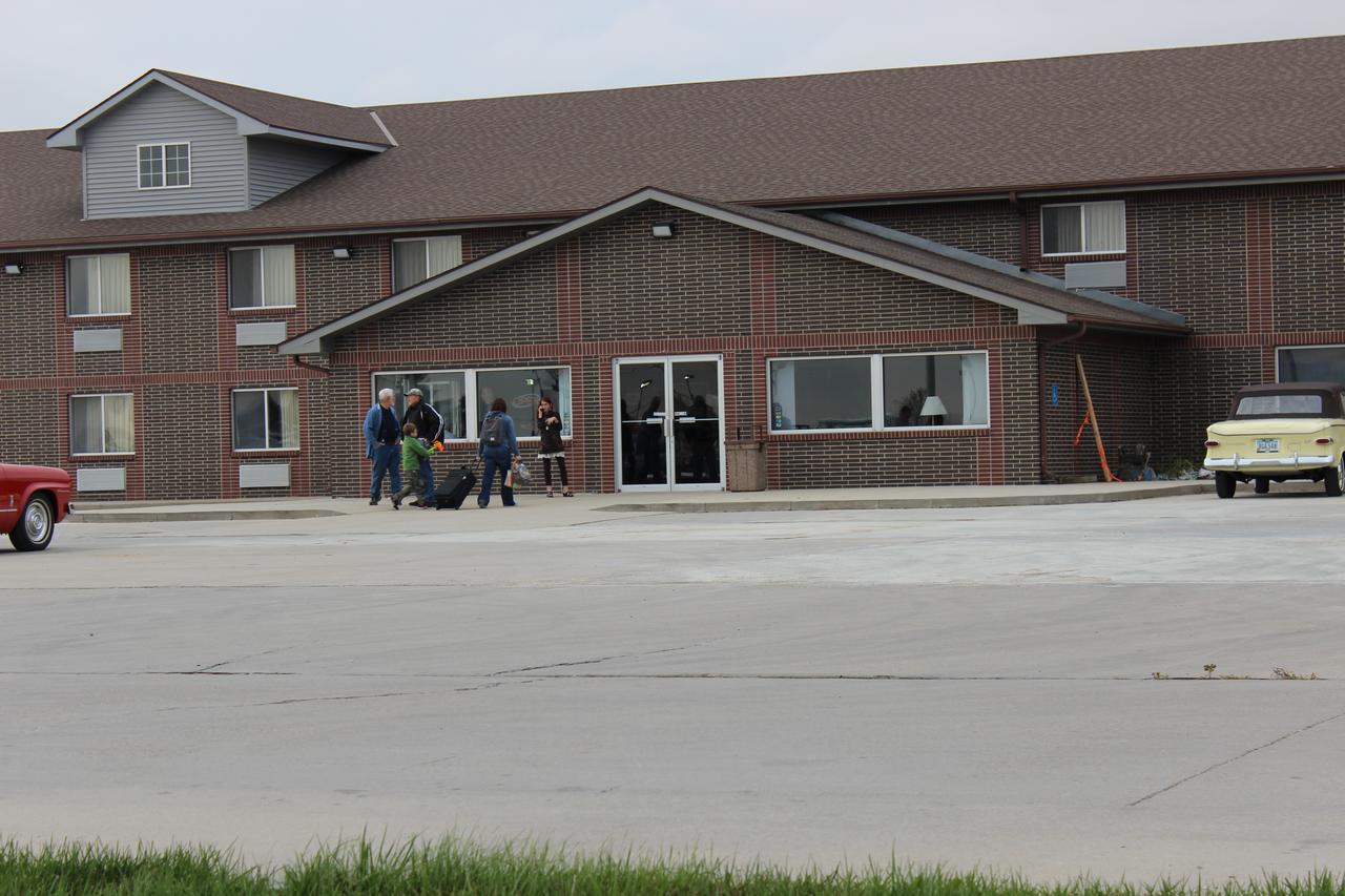 Desoto Inn & Suites Missouri Valley Exterior foto